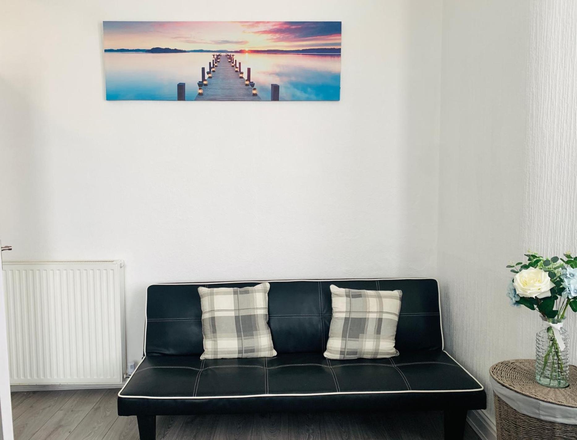 The Whitehouse Holiday Apartments Blackpool Exterior photo